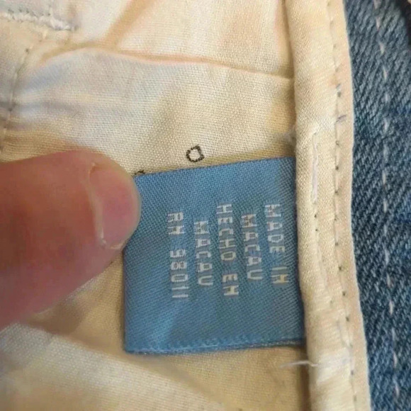 Jeans - Picture 10 of 15